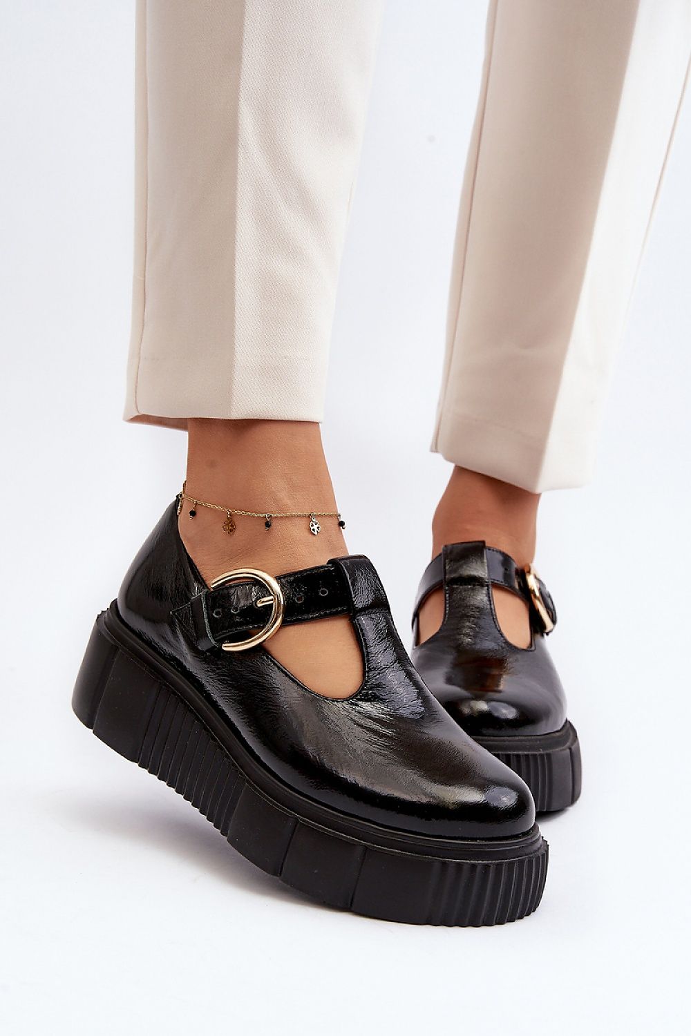Buskin low shoes model 192293 Step in style