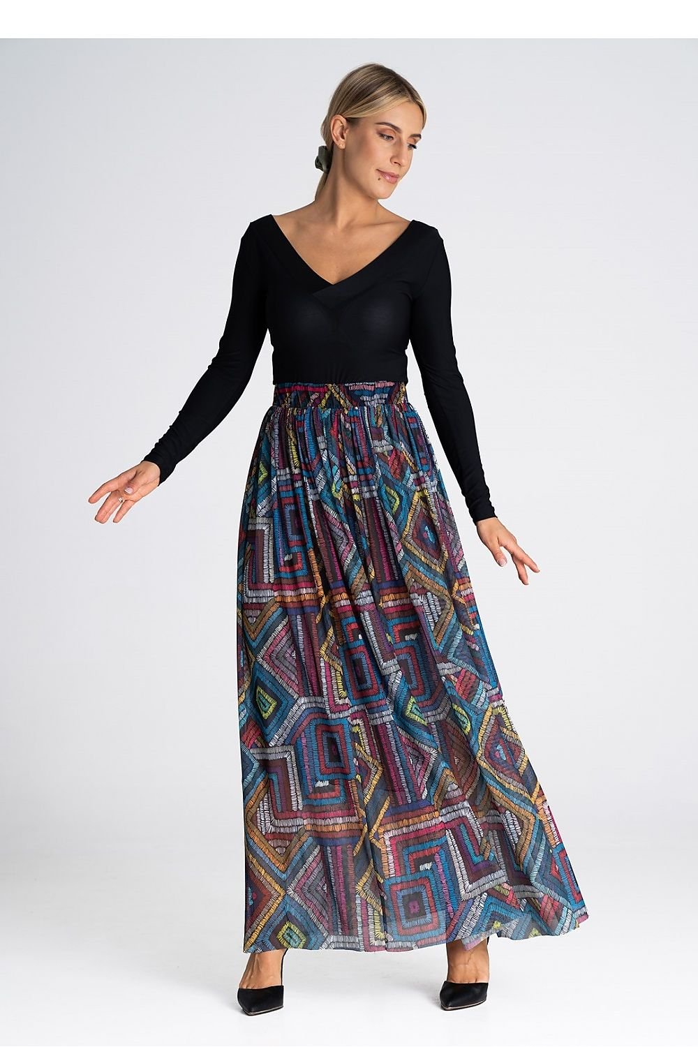 Long skirt model 204348 Figl