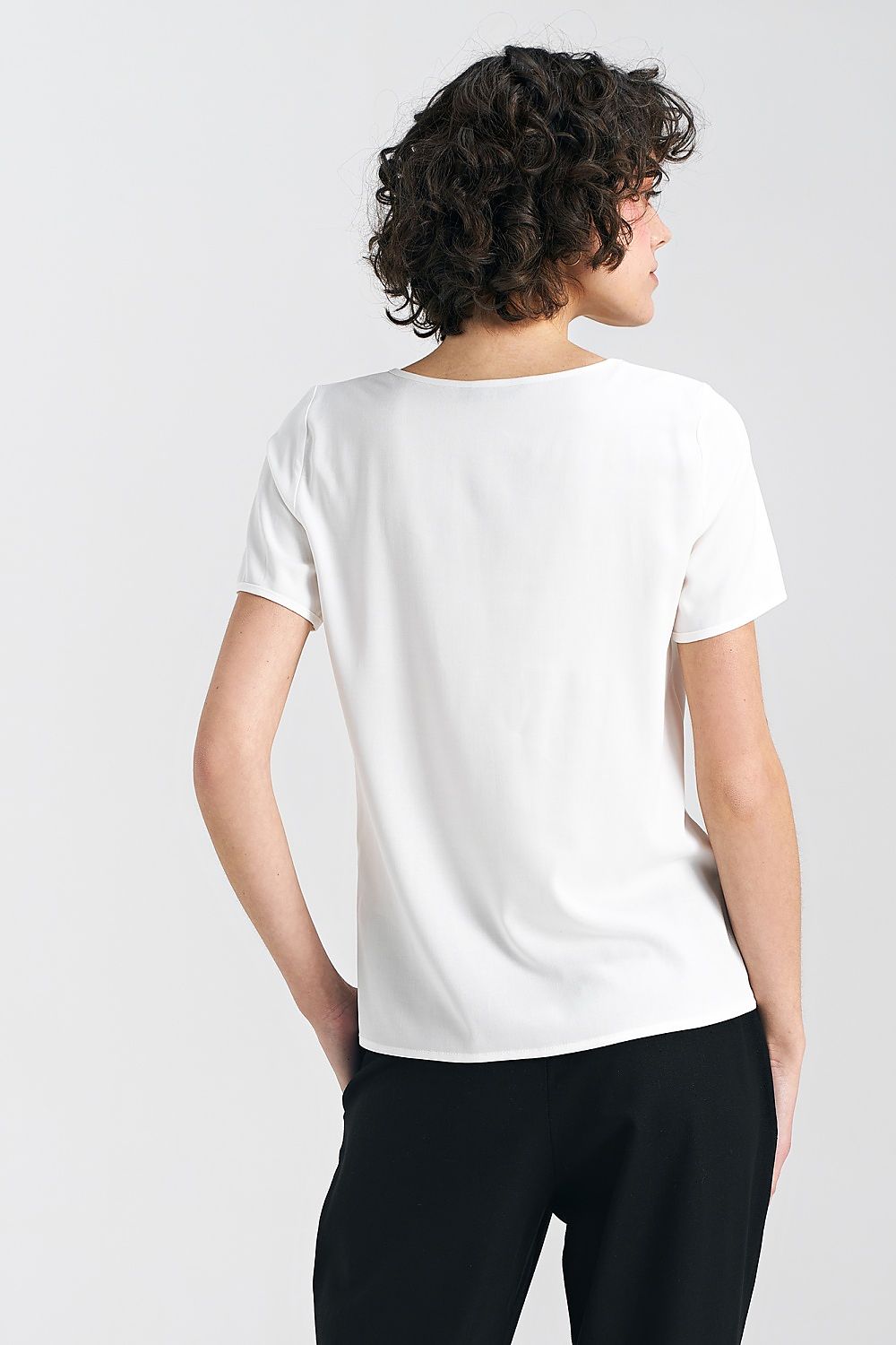 Blouse model 193806 Nife