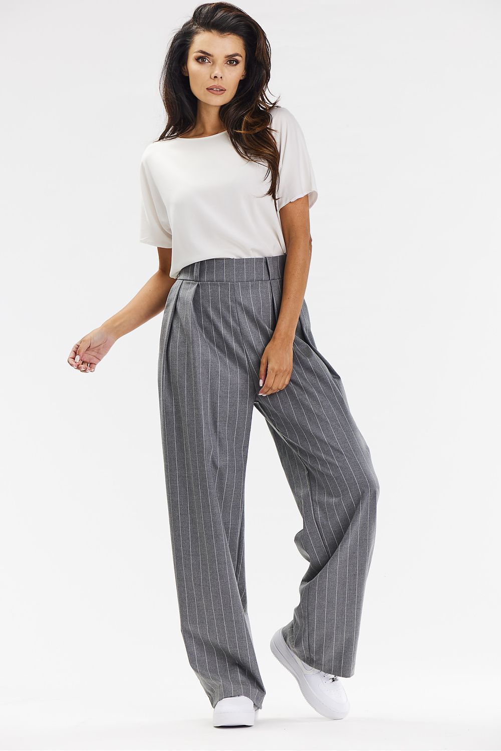 Women trousers model 200564 awama