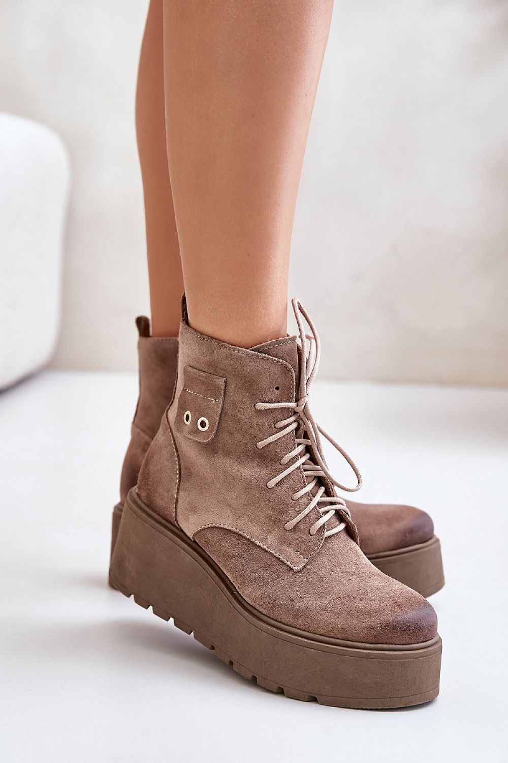 Buskin boots model 201171 Step in style