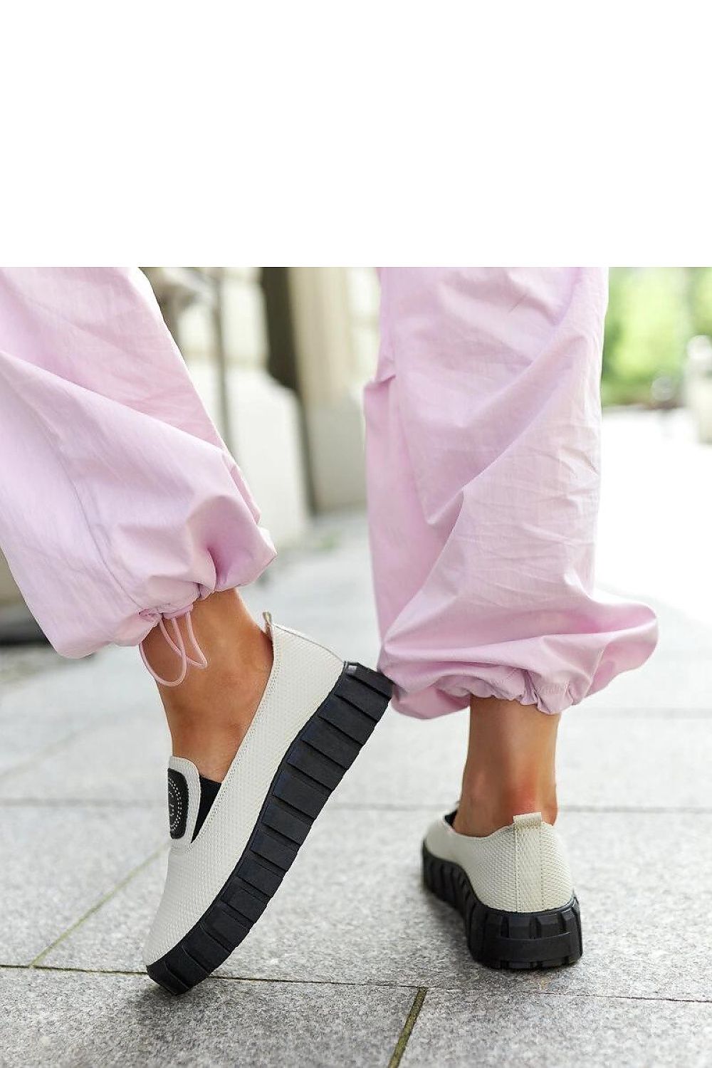 Half shoes model 206461 Solea