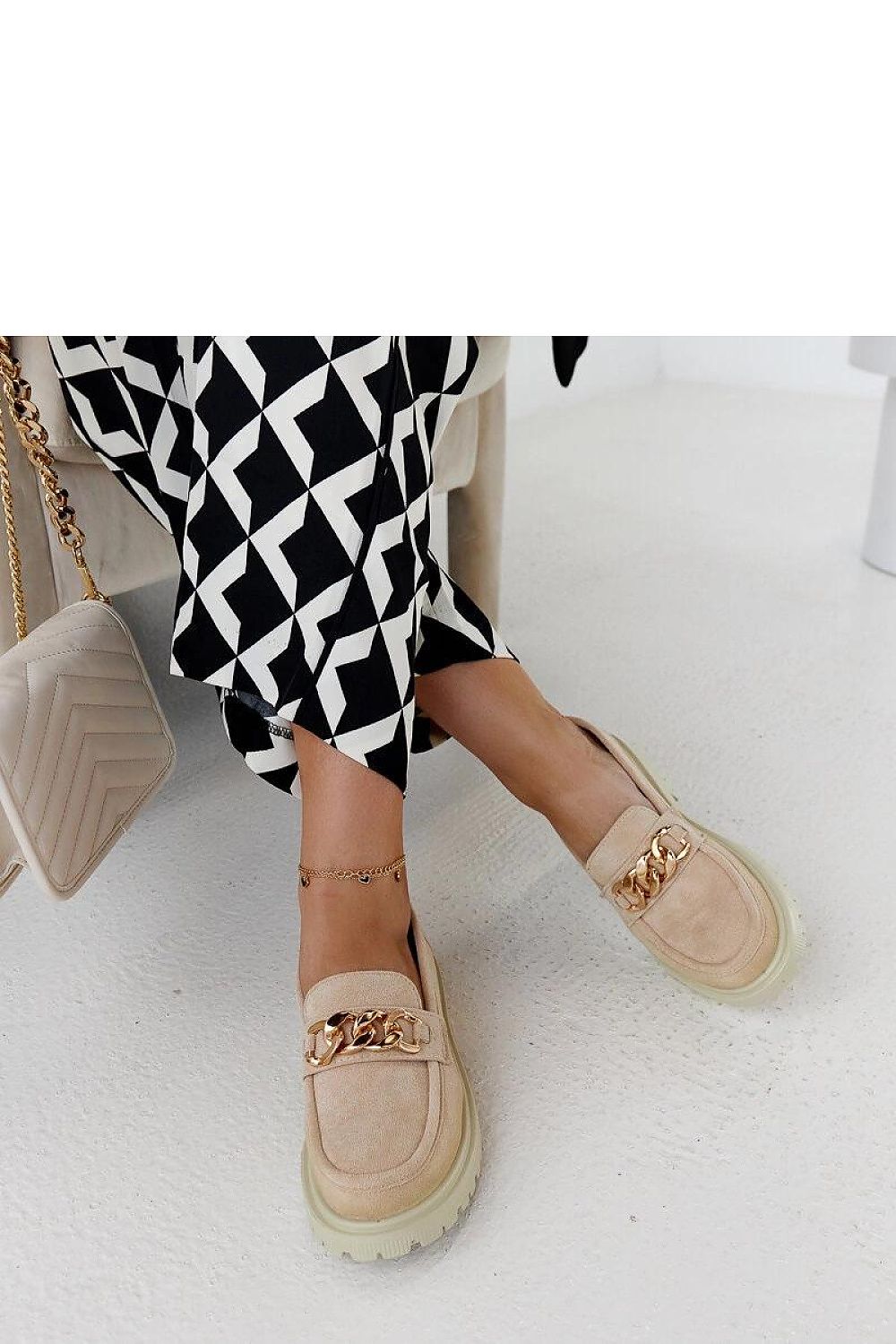 Half shoes model 206477 Solea