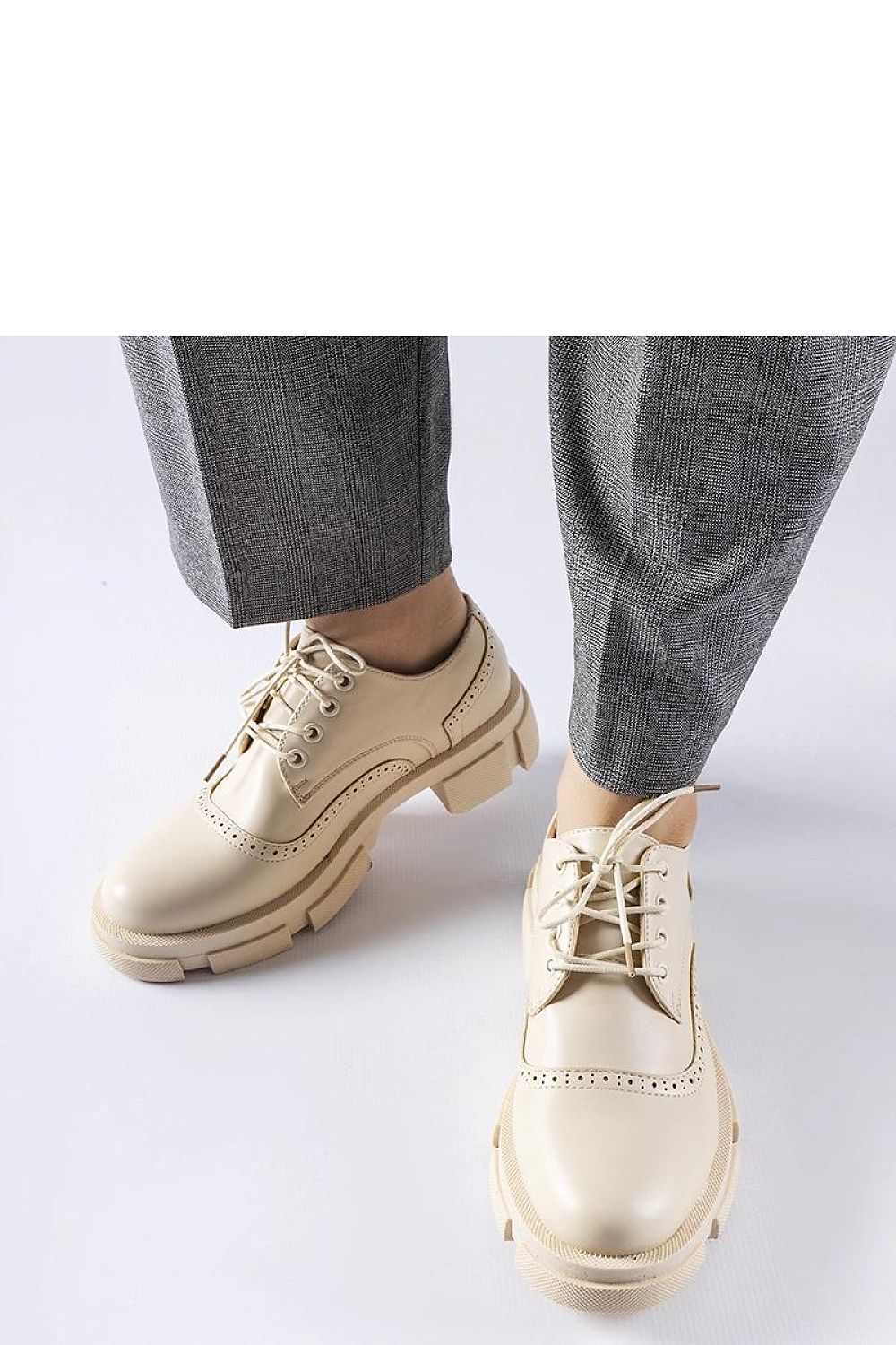Half shoes model 206483 Solea