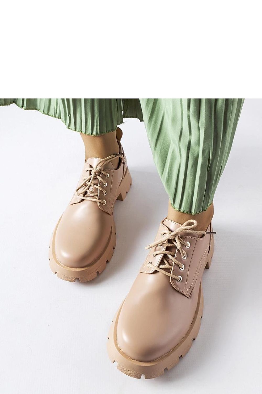 Half shoes model 206572 Solea