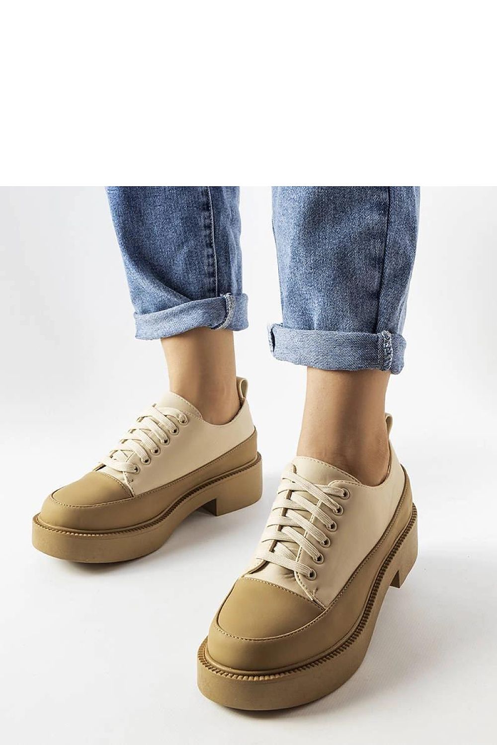 Half shoes model 207044 Solea
