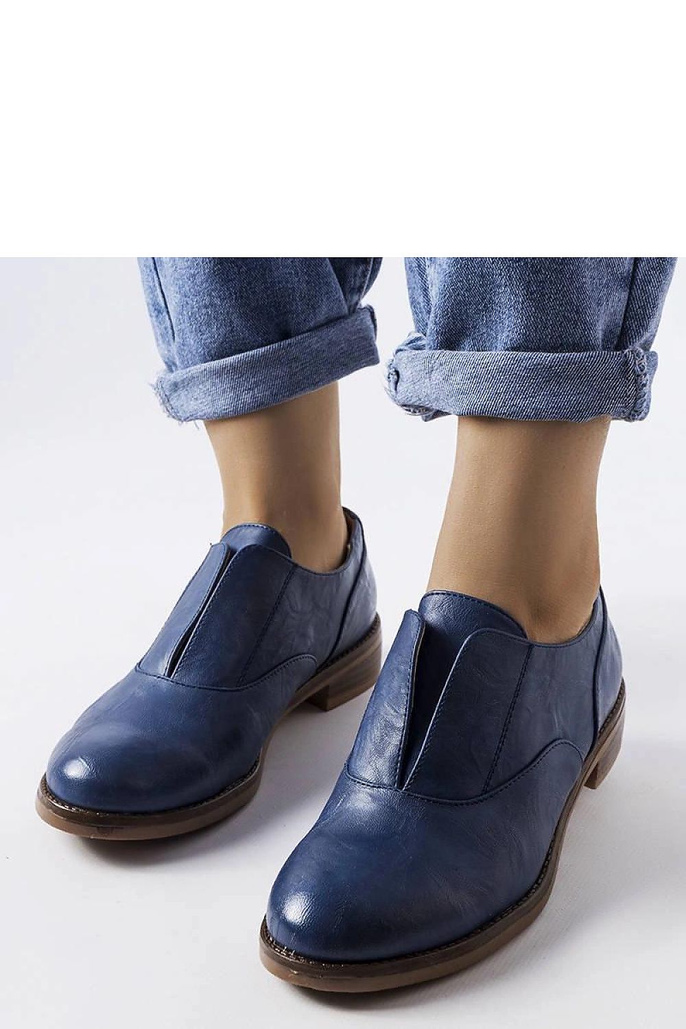 Half shoes model 207057 Solea