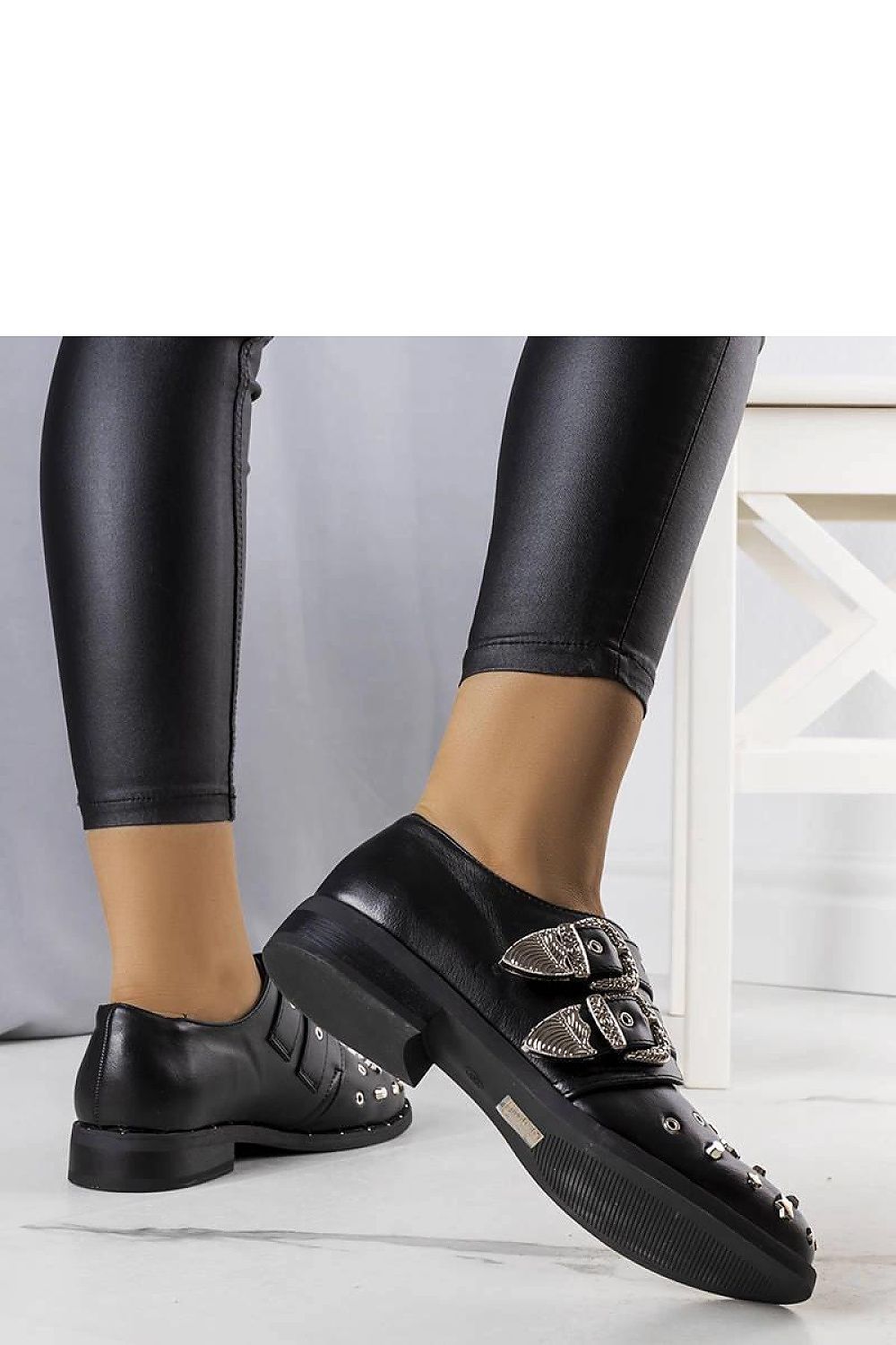 Half shoes model 207092 Solea