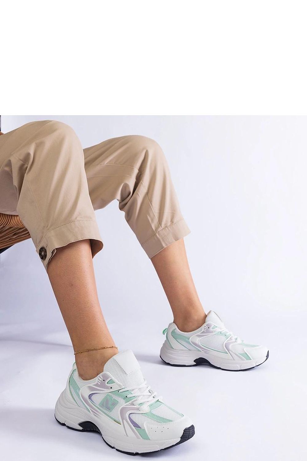 Sneakers model 207141 Solea