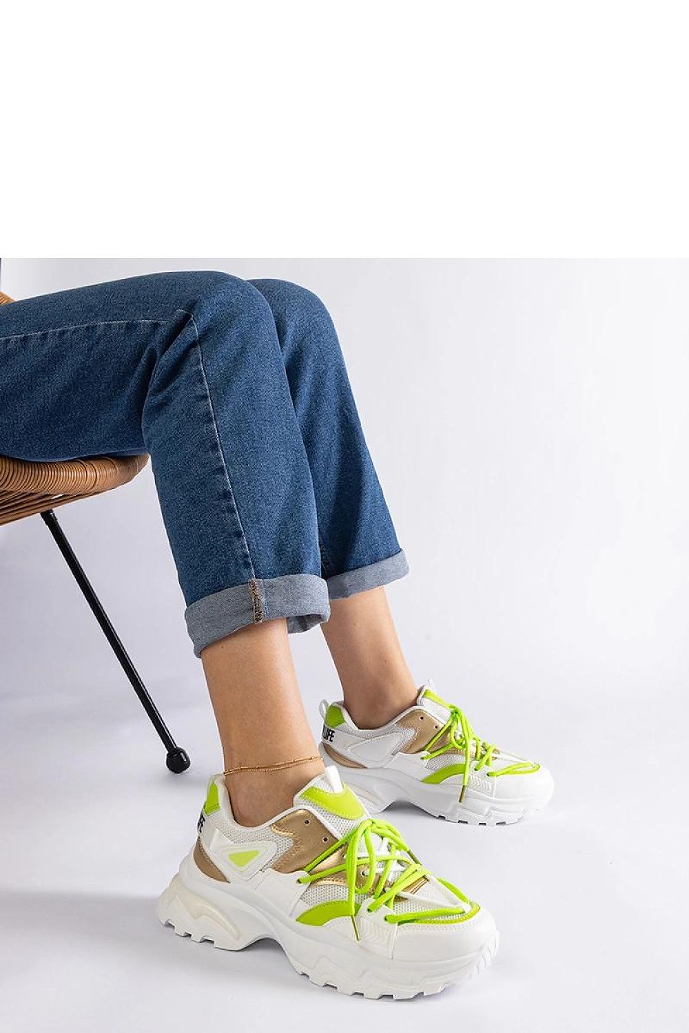 Sneakers model 207168 Solea