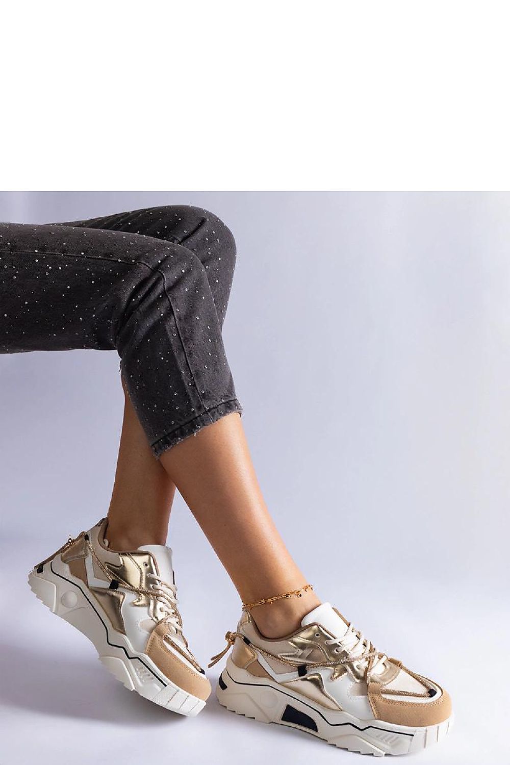 Sneakers model 207180 Solea