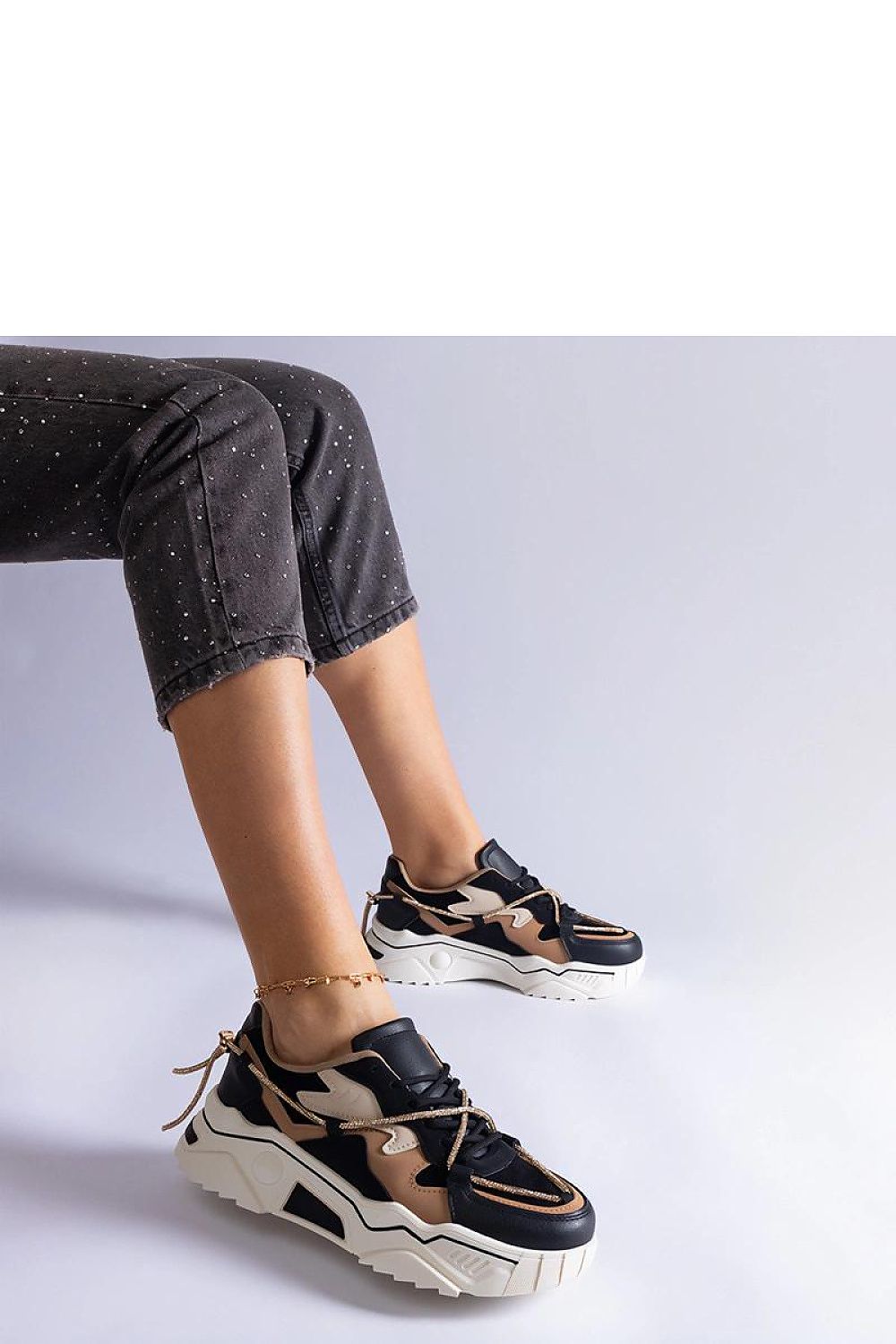 Sneakers model 207181 Solea