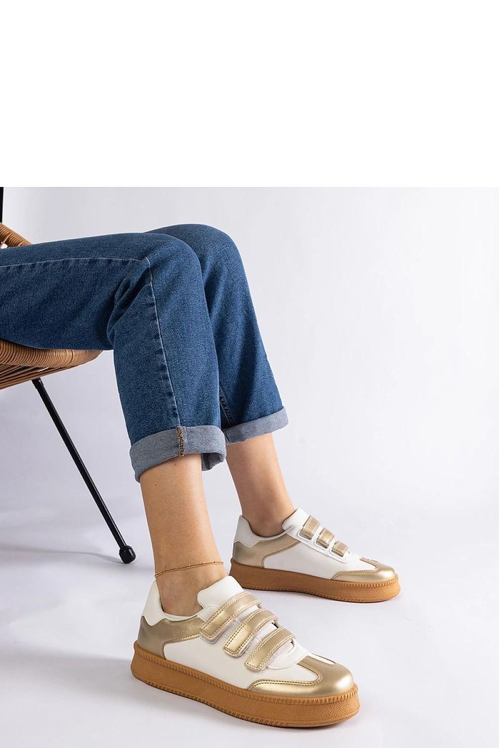 Sneakers model 207186 Solea