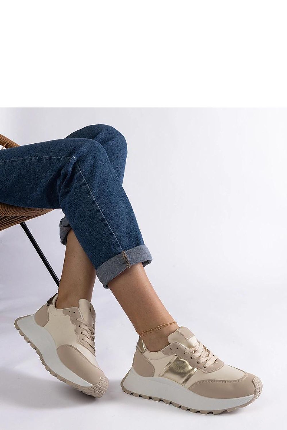 Sneakers model 207191 Solea