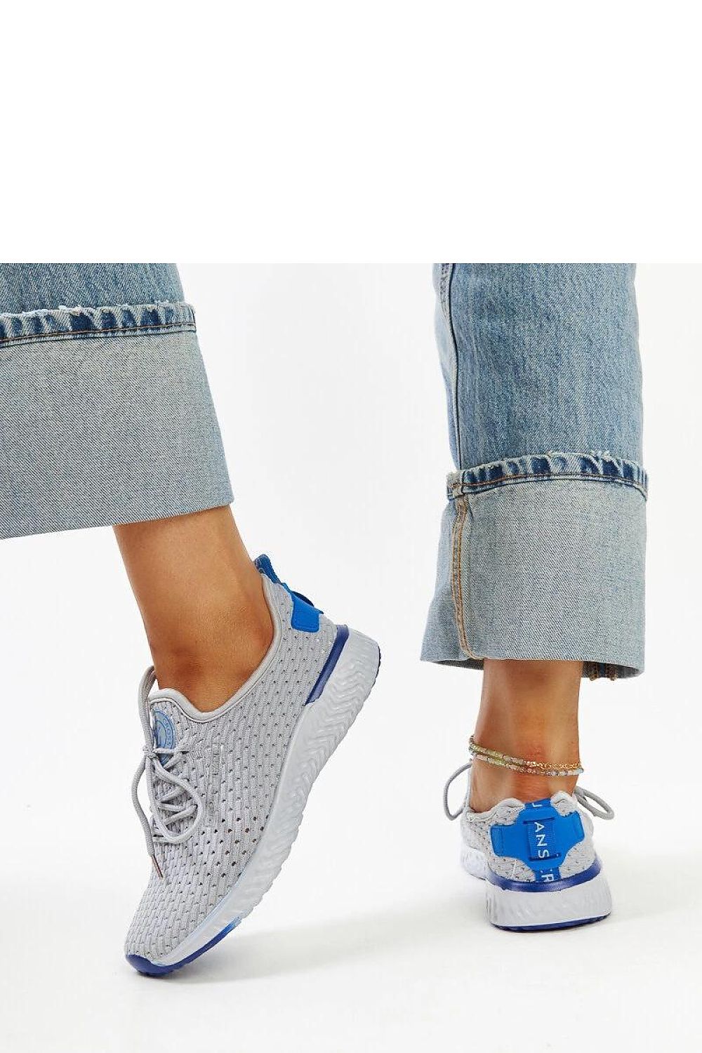 Sneakers model 207348 Solea