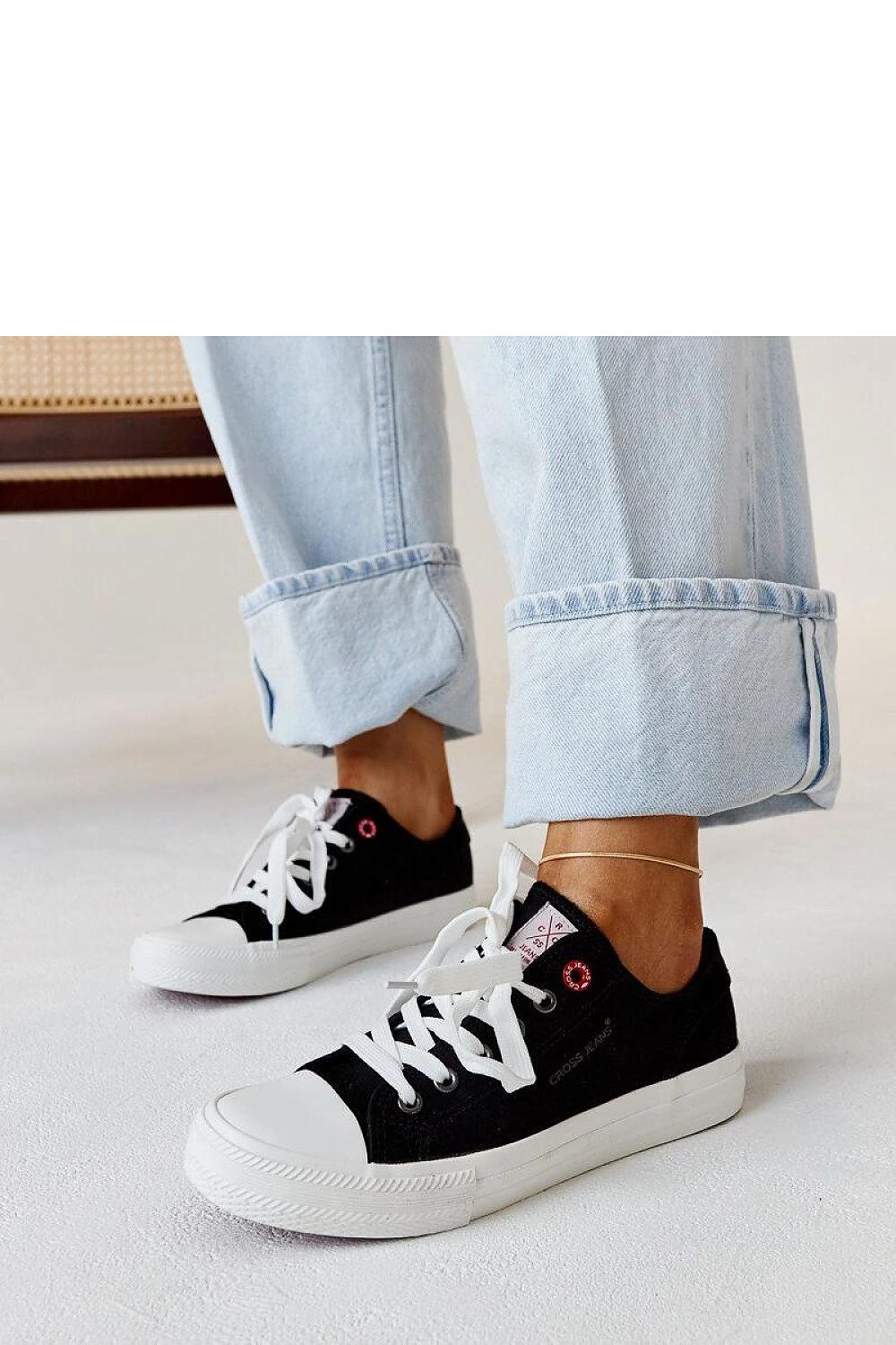 Sneakers model 207362 Solea