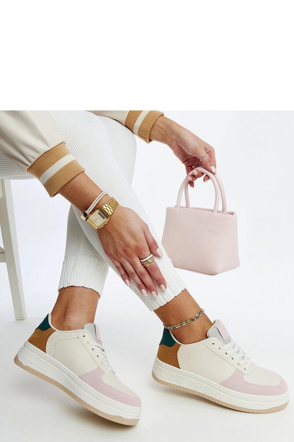 Sneakers model 207404 Solea