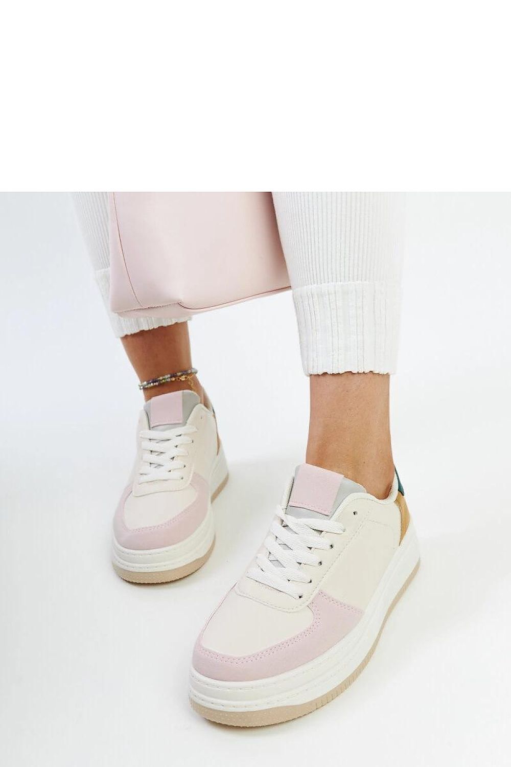 Sneakers model 207404 Solea