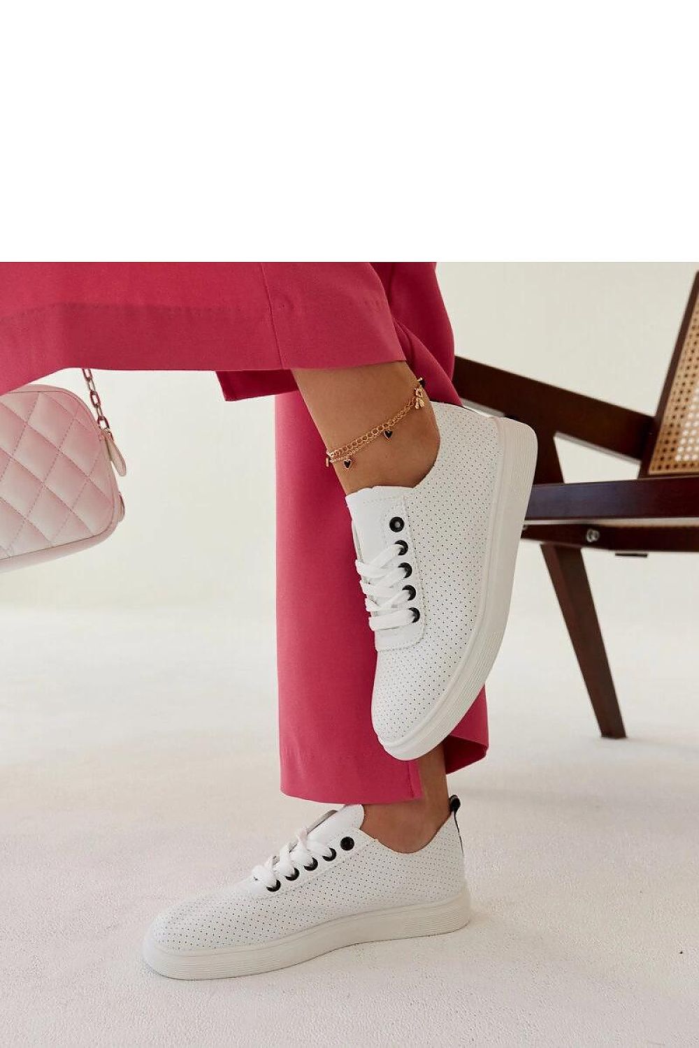 Sneakers model 207517 Solea