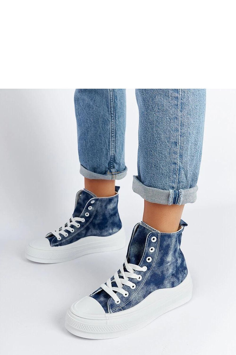 Sneakers model 207543 Solea