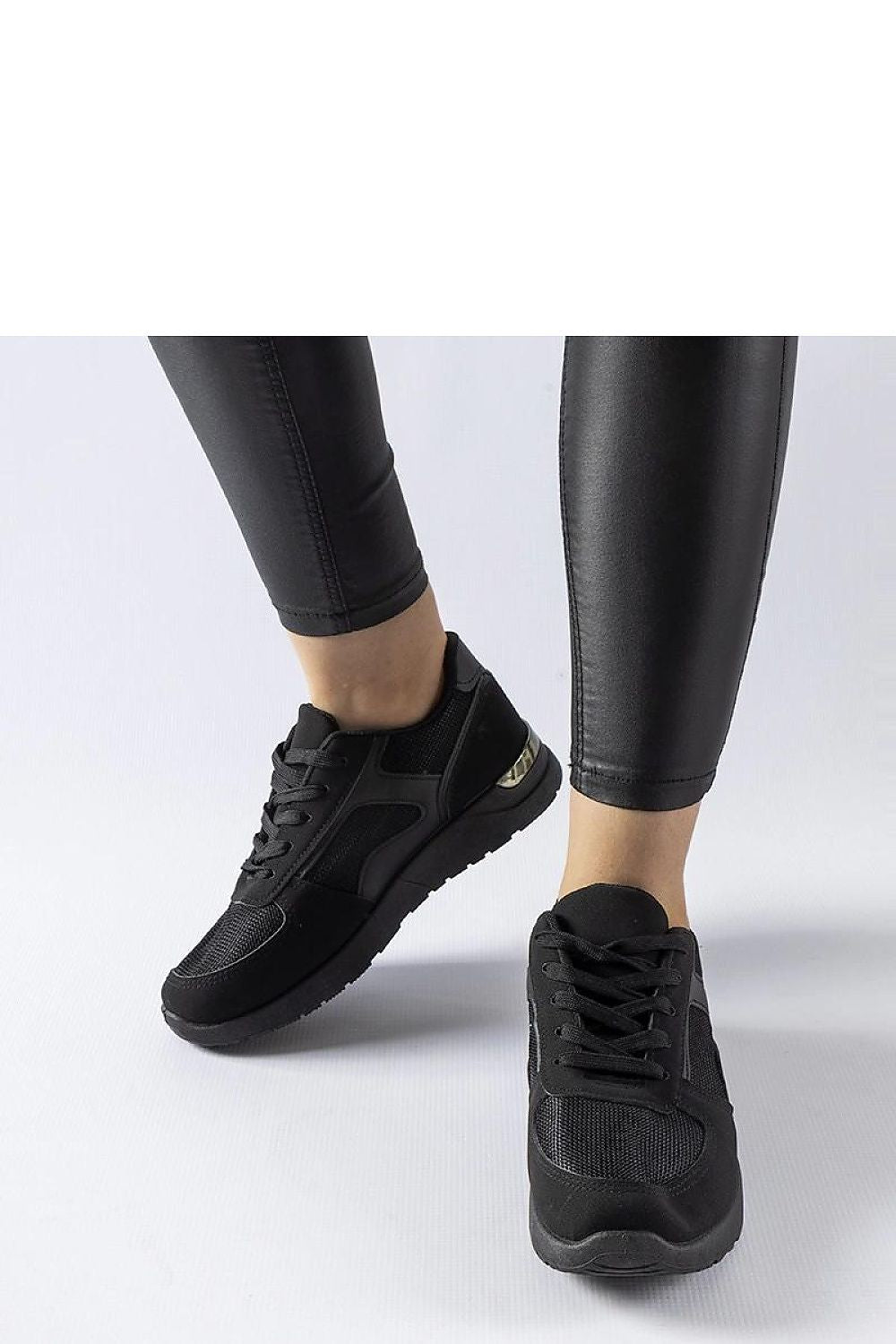 Sneakers model 207638 Solea