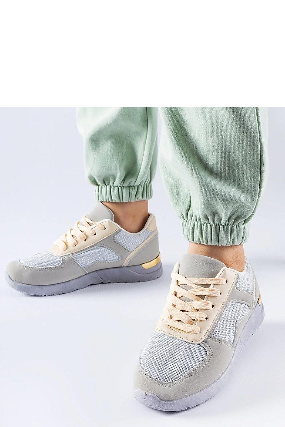 Sneakers model 207639 Solea