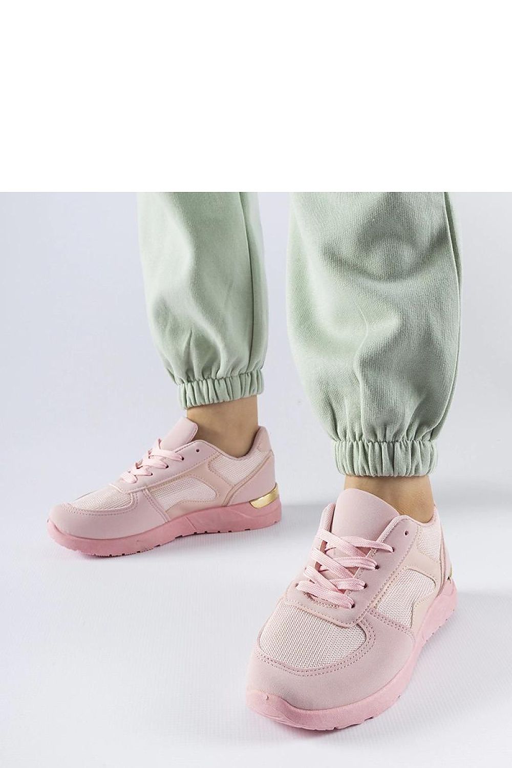 Sneakers model 207640 Solea