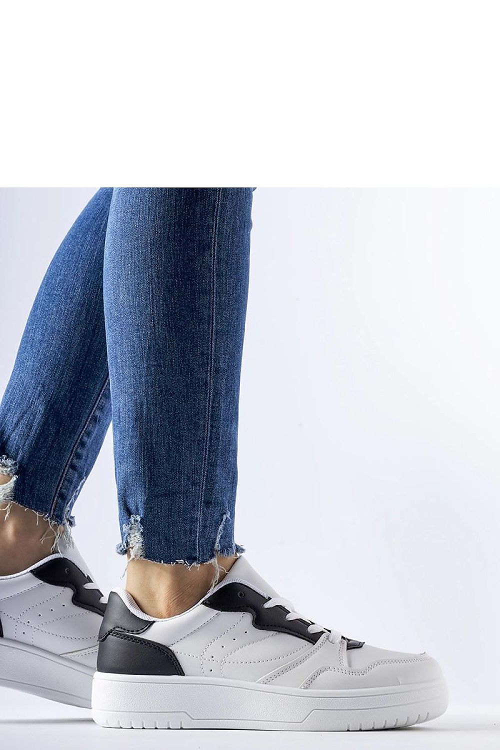 Sneakers model 207654 Solea