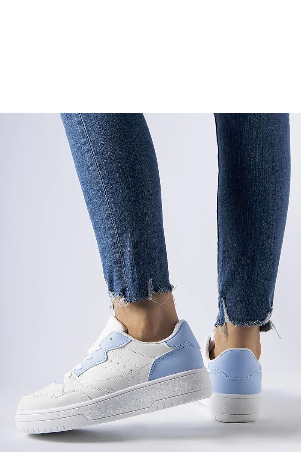 Sneakers model 207657 Solea
