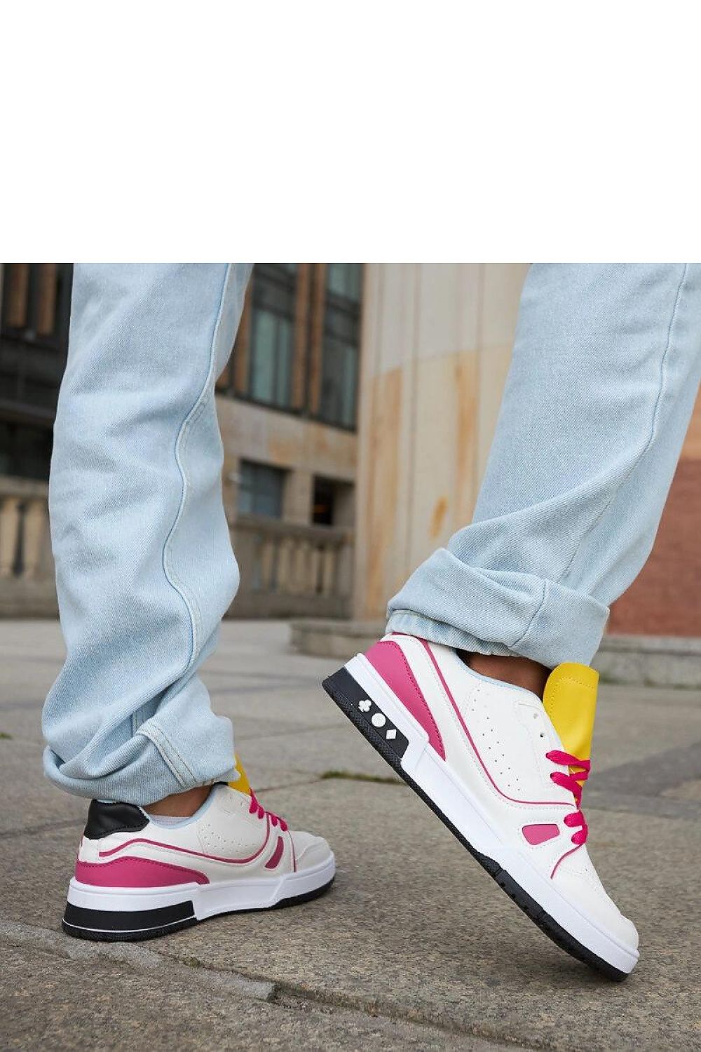 Sneakers model 207670 Solea