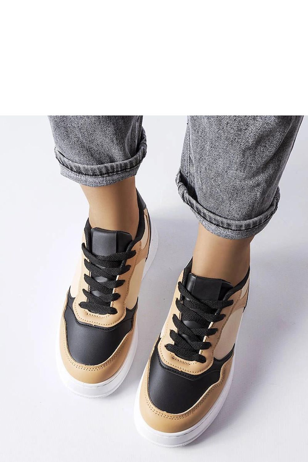 Sneakers model 207922 Solea