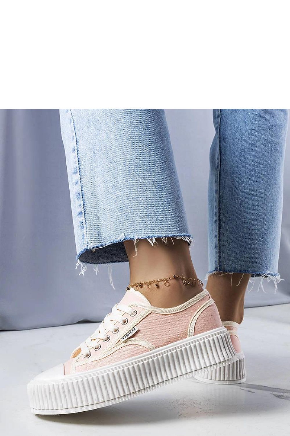 Sneakers model 207981 Solea