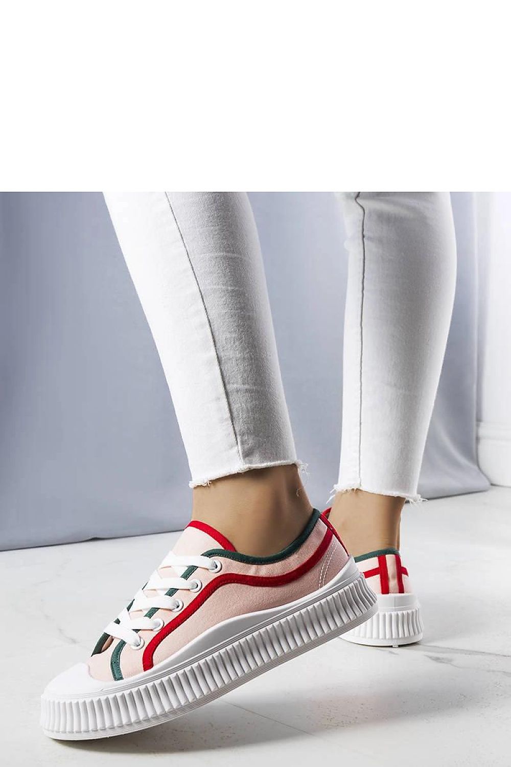 Sneakers model 207999 Solea