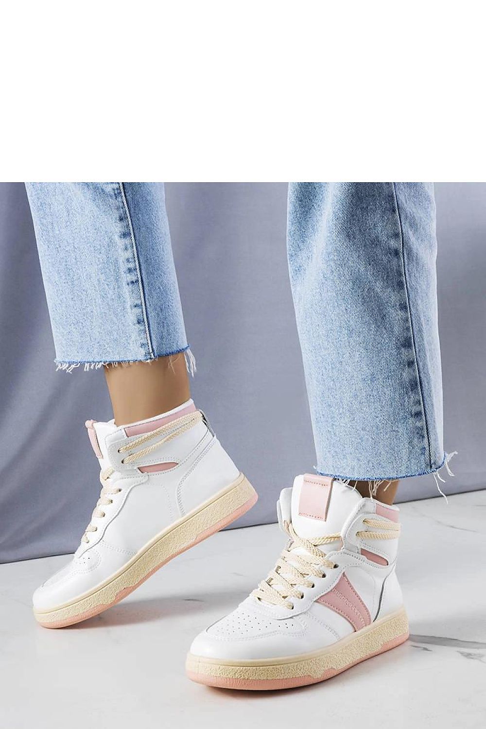 Sneakers model 208012 Solea