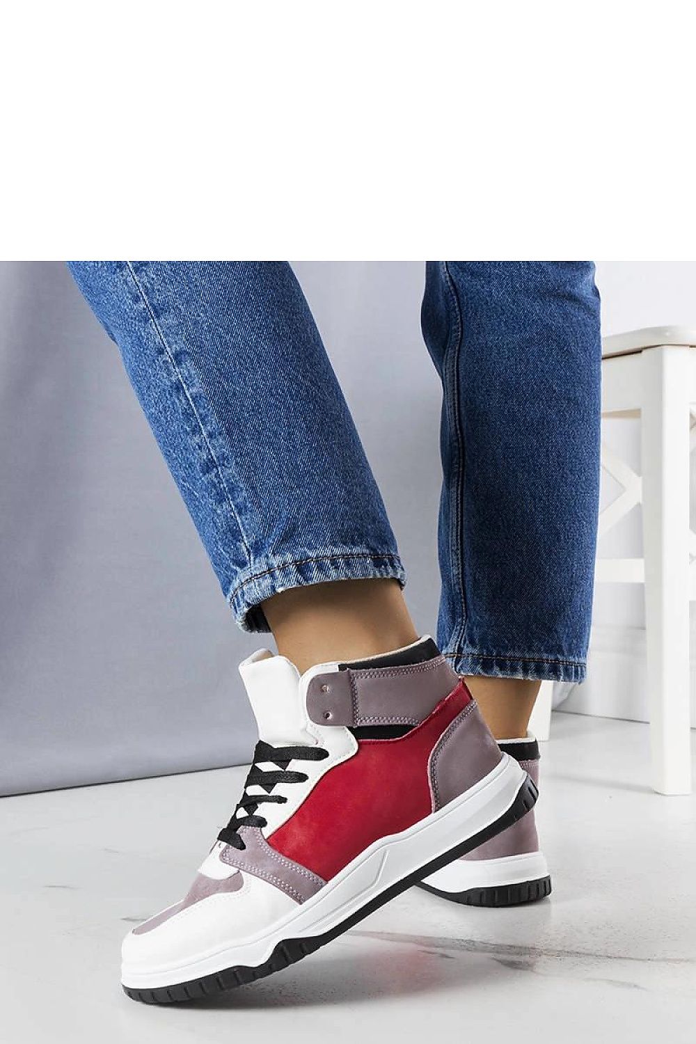 Sneakers model 208018 Solea