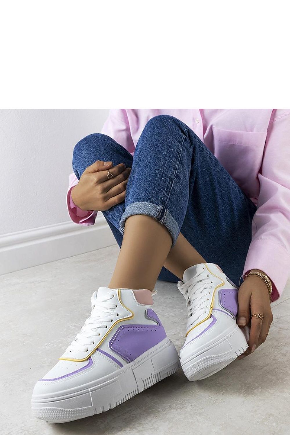 Sneakers model 208025 Solea