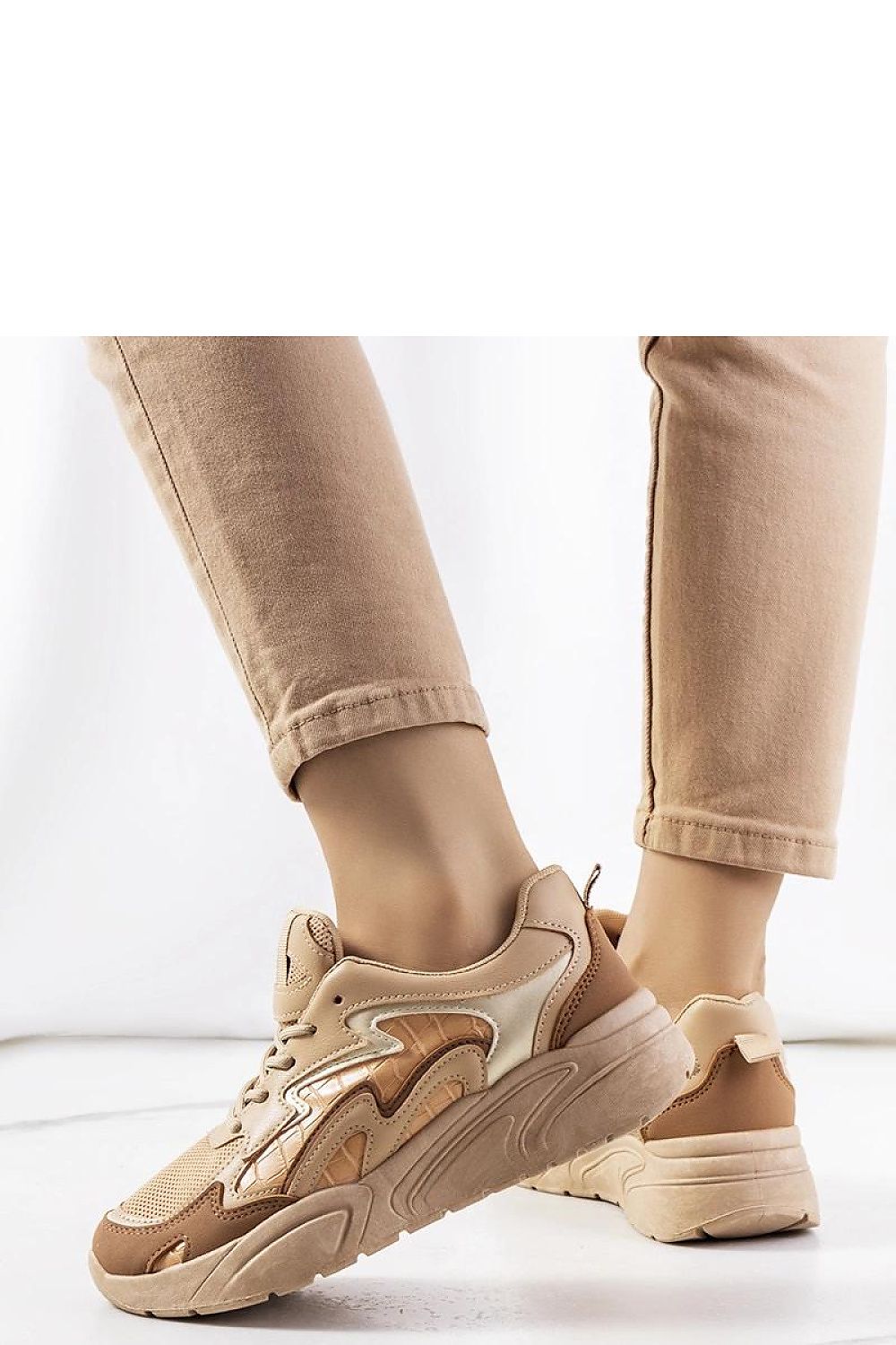 Sneakers model 208032 Solea