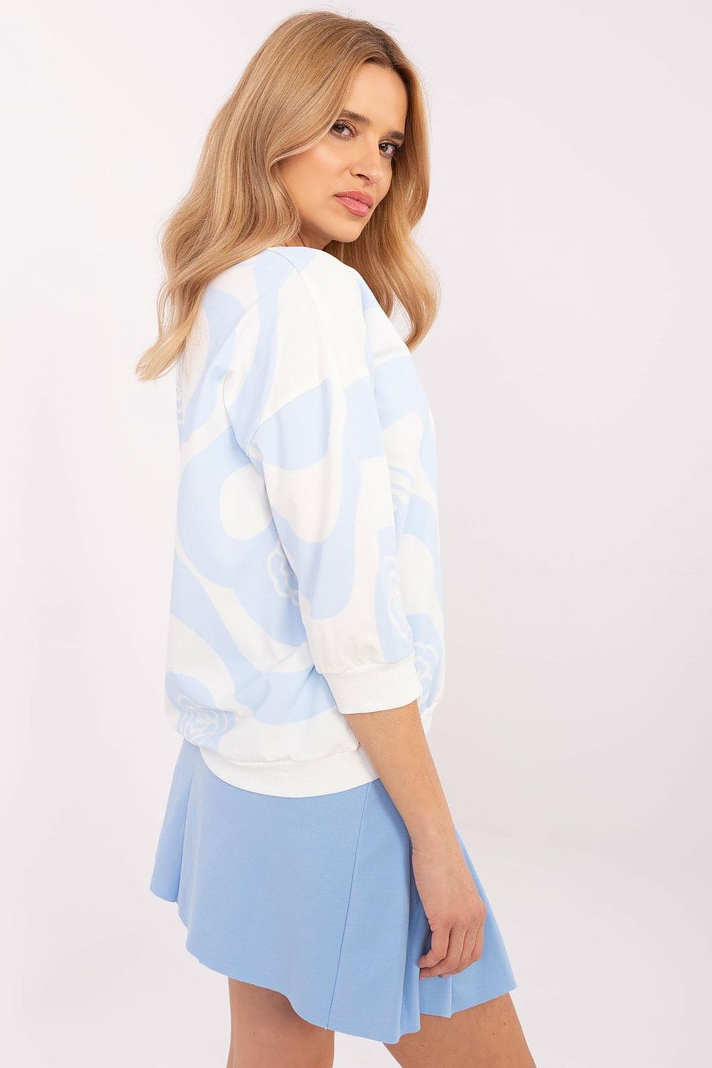 Blouse model 208234 Relevance