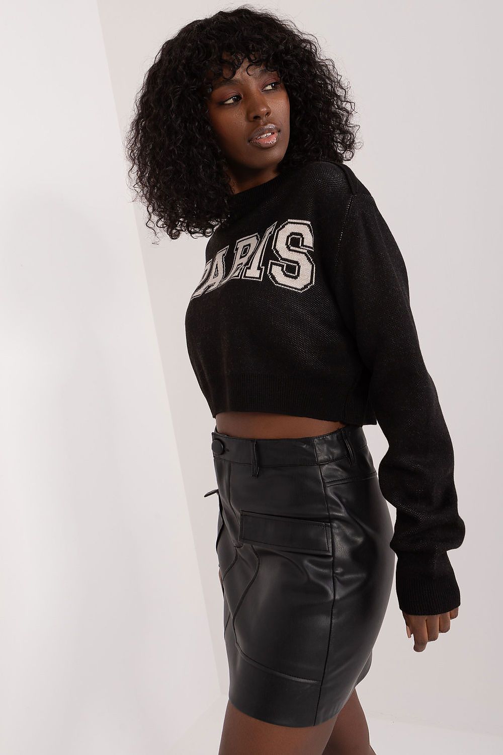 Short jumper model 208363 Badu