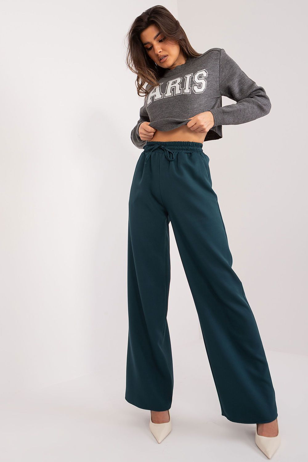 Short jumper model 208366 Badu