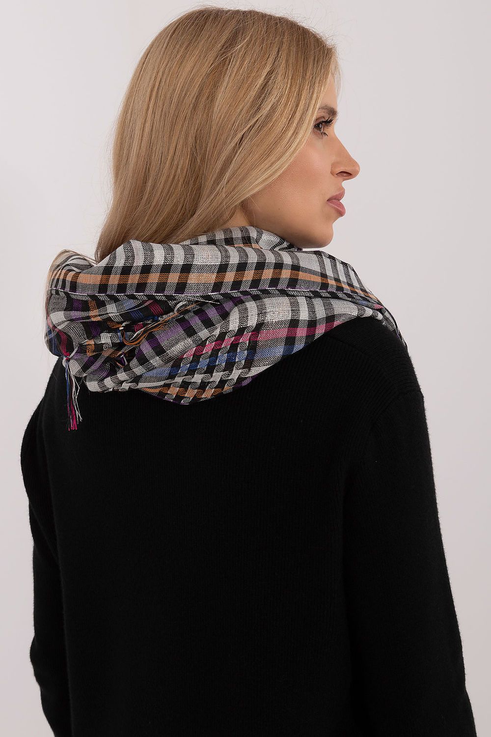 Neckerchief model 208384 AT