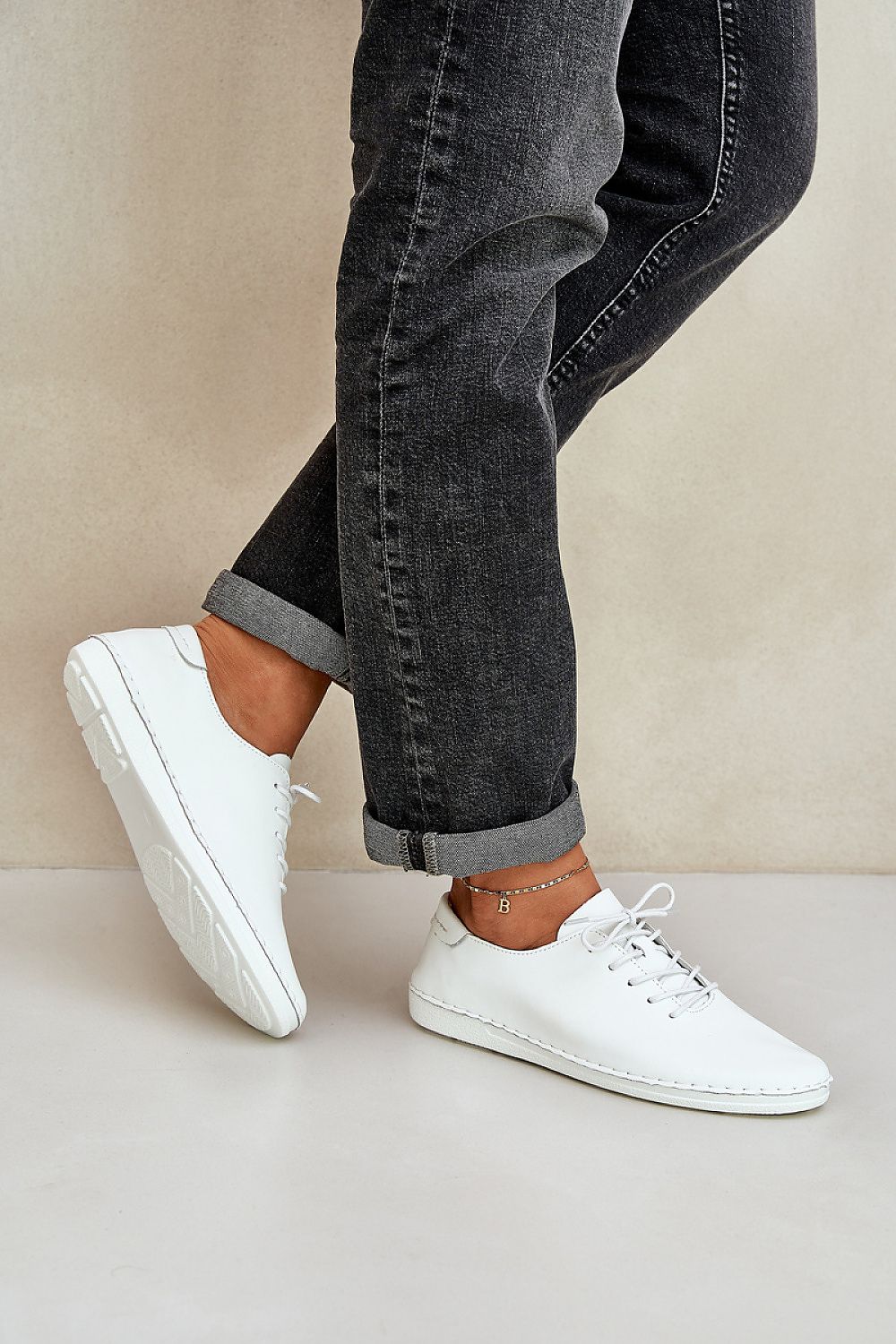 Low Shoes model 209056 Step in style