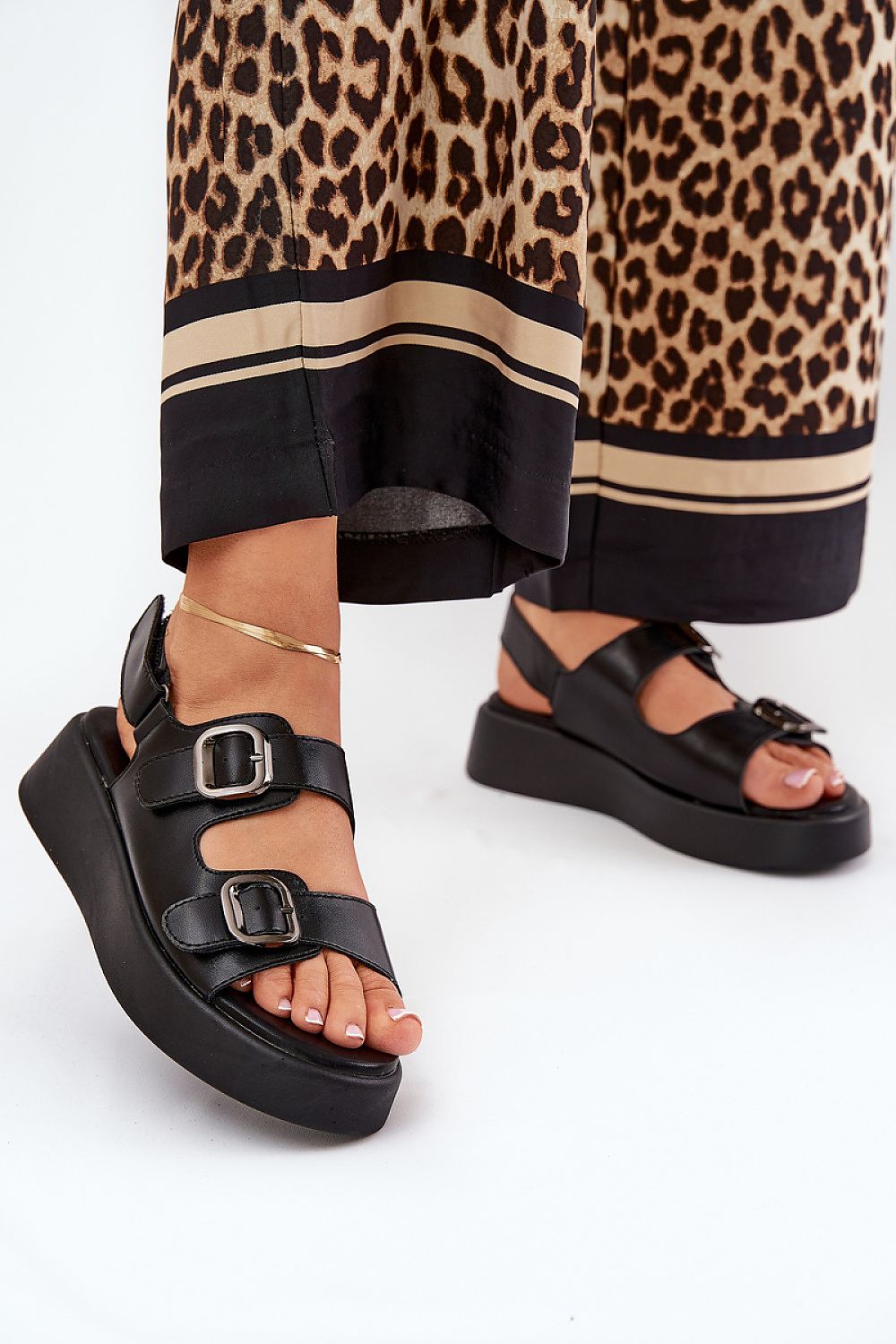 Buskin model 209887 Step in style