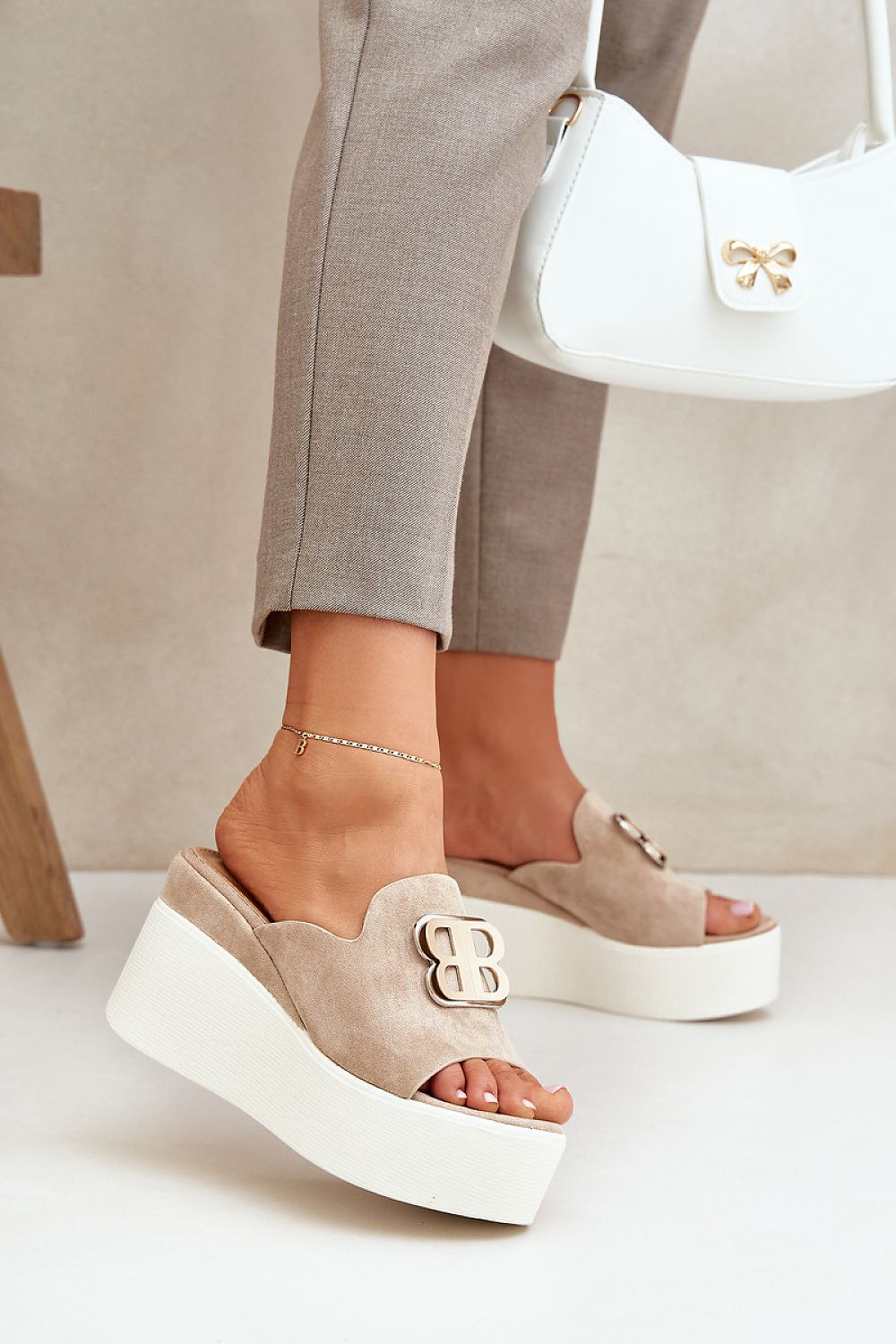 Flip-flops model 209973 Step in style