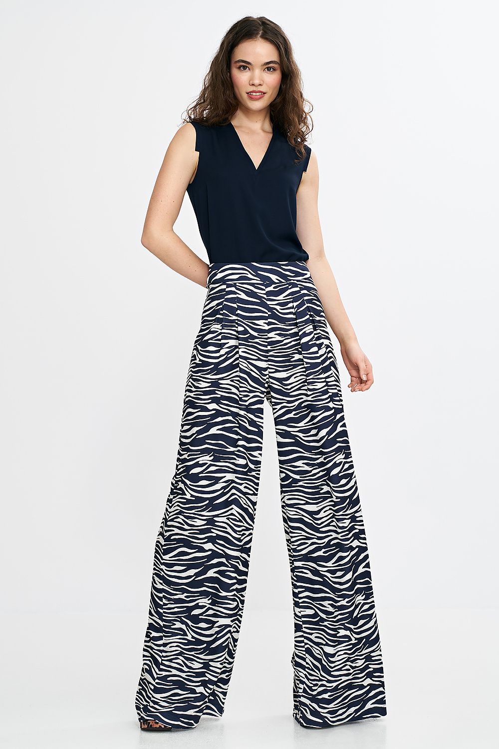 Trousers model 210068 Nife