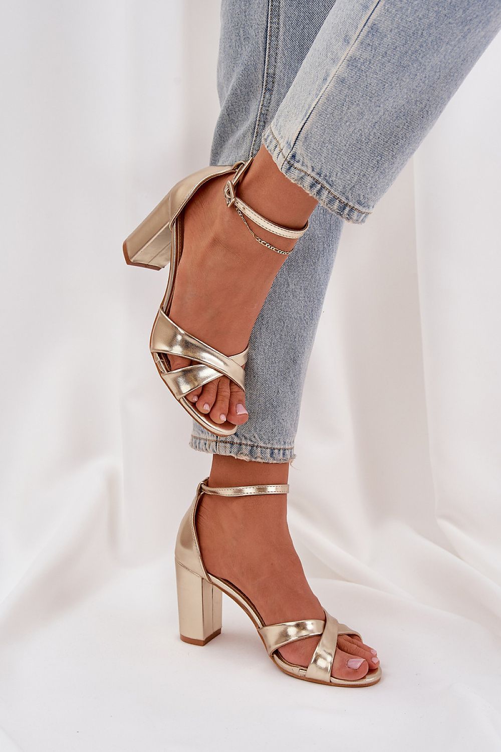 Heel sandals model 210144 Step in style