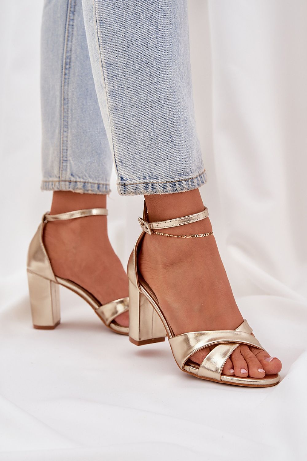Heel sandals model 210144 Step in style