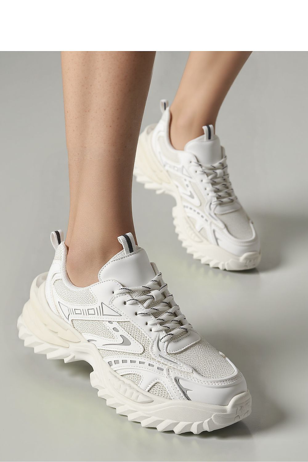 Sport Shoes model 210195 Inello