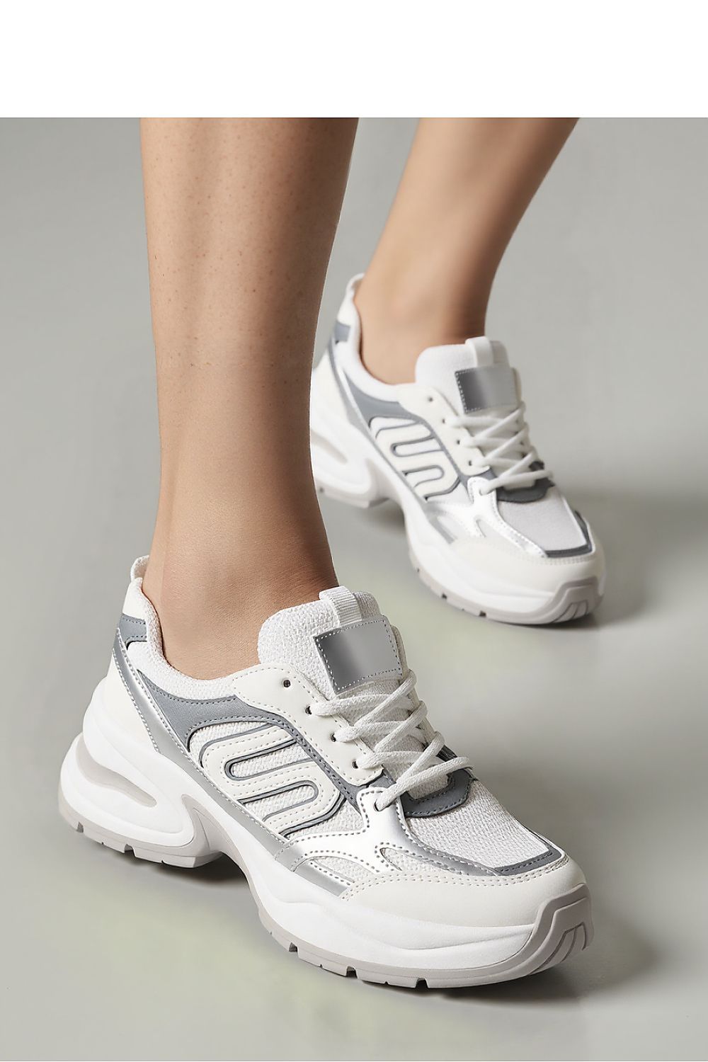 Sport Shoes model 210212 Inello
