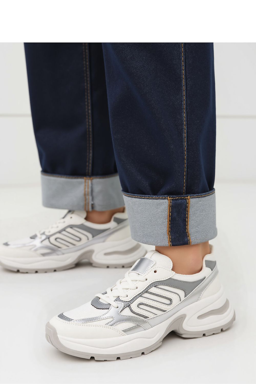 Sport Shoes model 210212 Inello